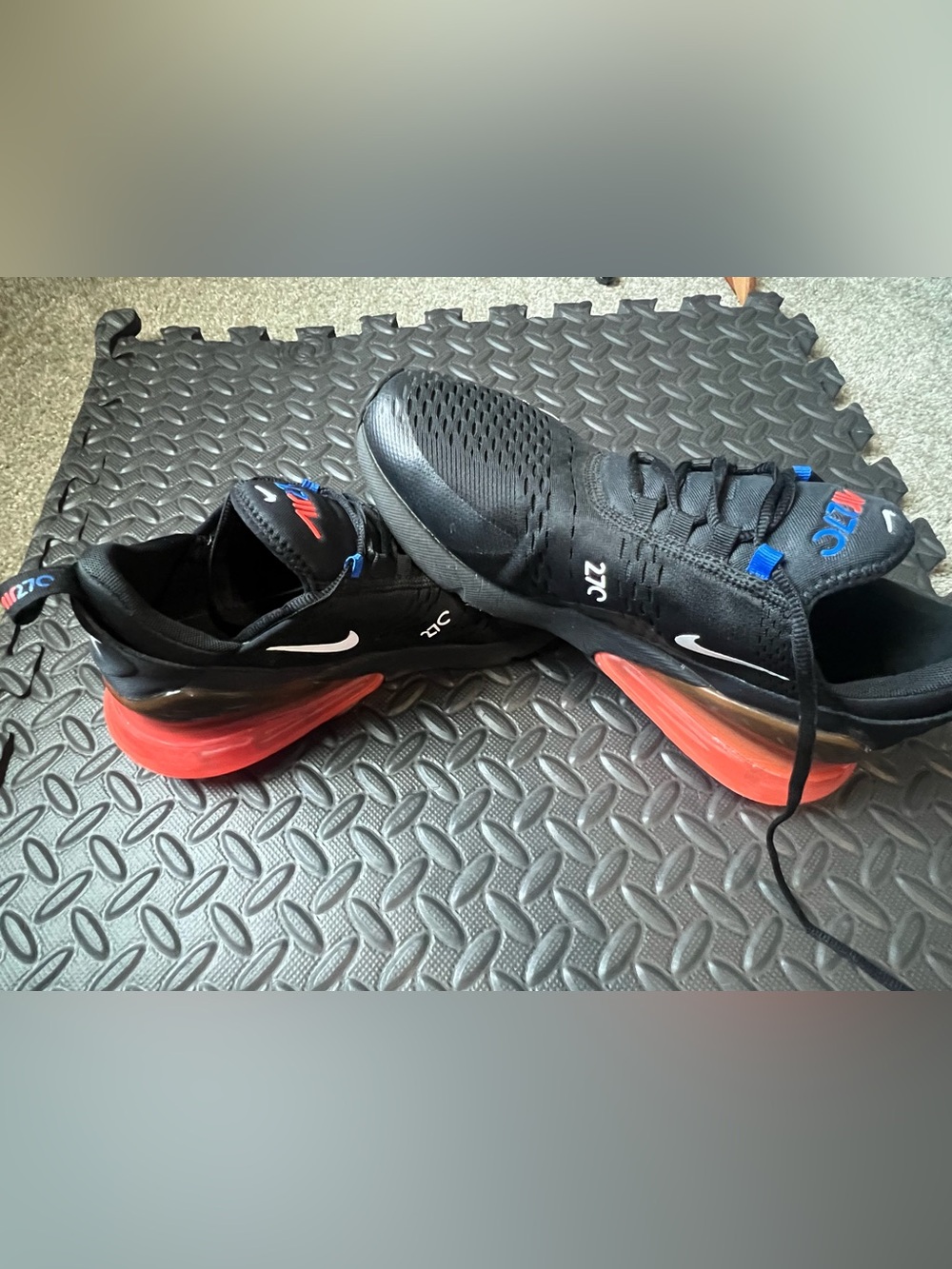 Nike Men's Air 270 Black with Red Gradient Heel